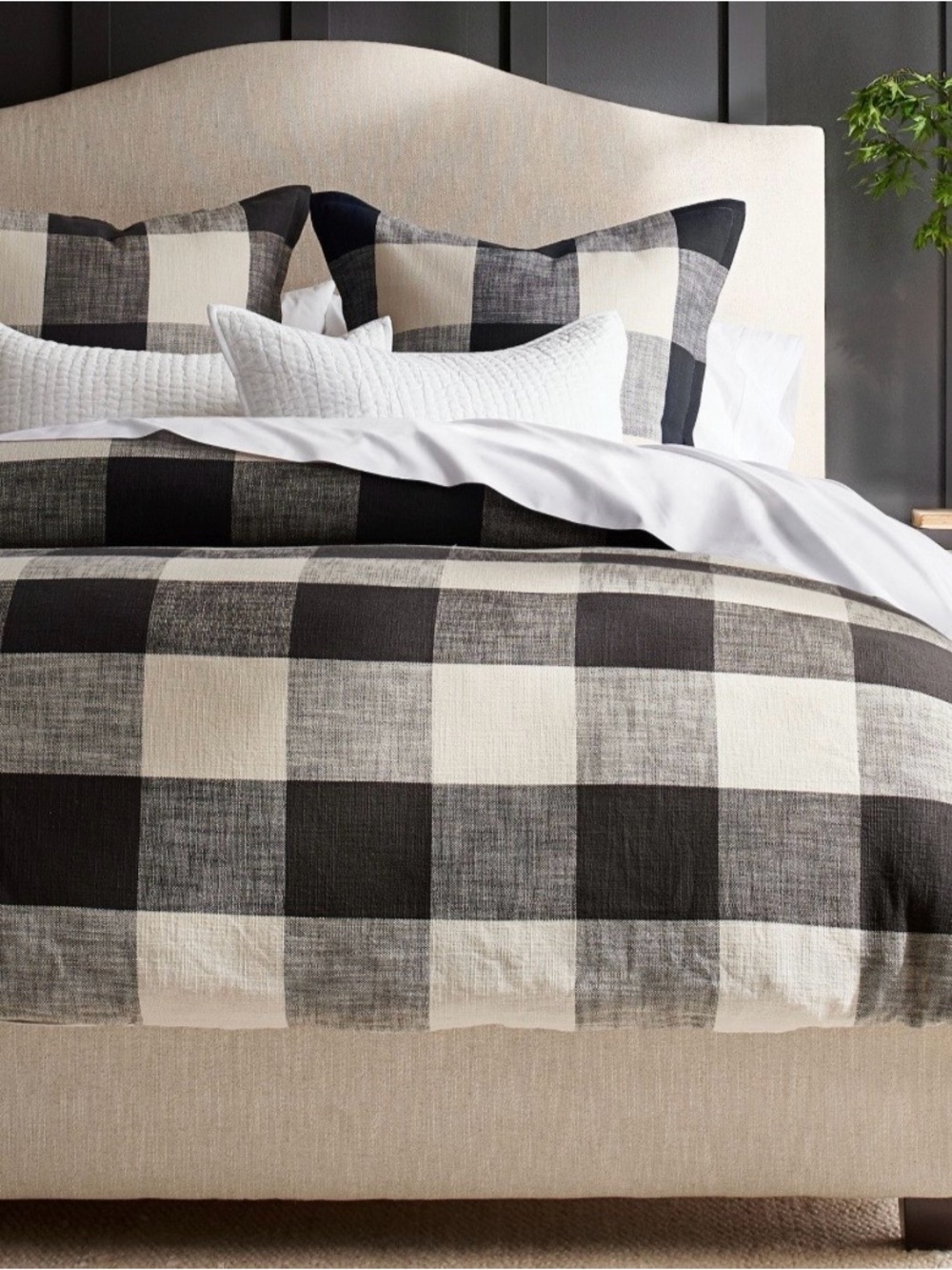 Pottery Barn Bryce Black and Cream Buffalo Check Duvet Cover with king shams